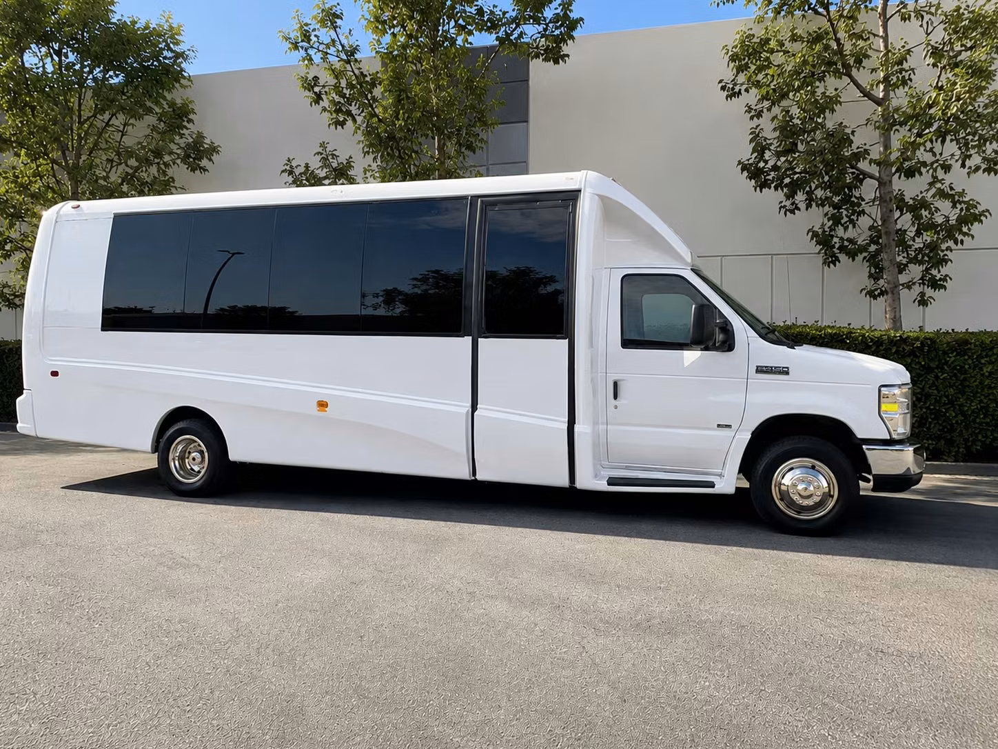 20 passenger minibus
