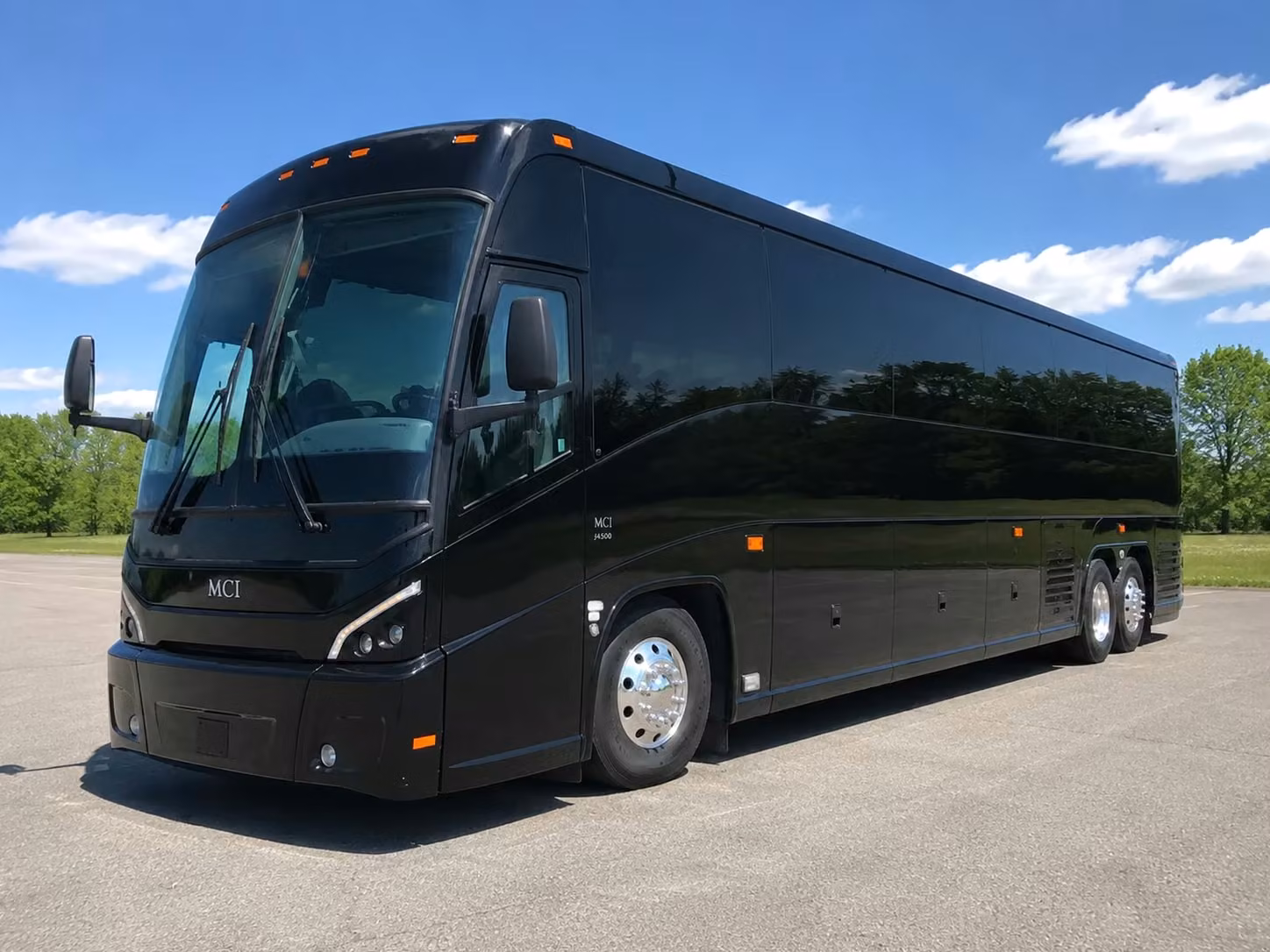charter bus rentals for loveland school trips to denver attractions