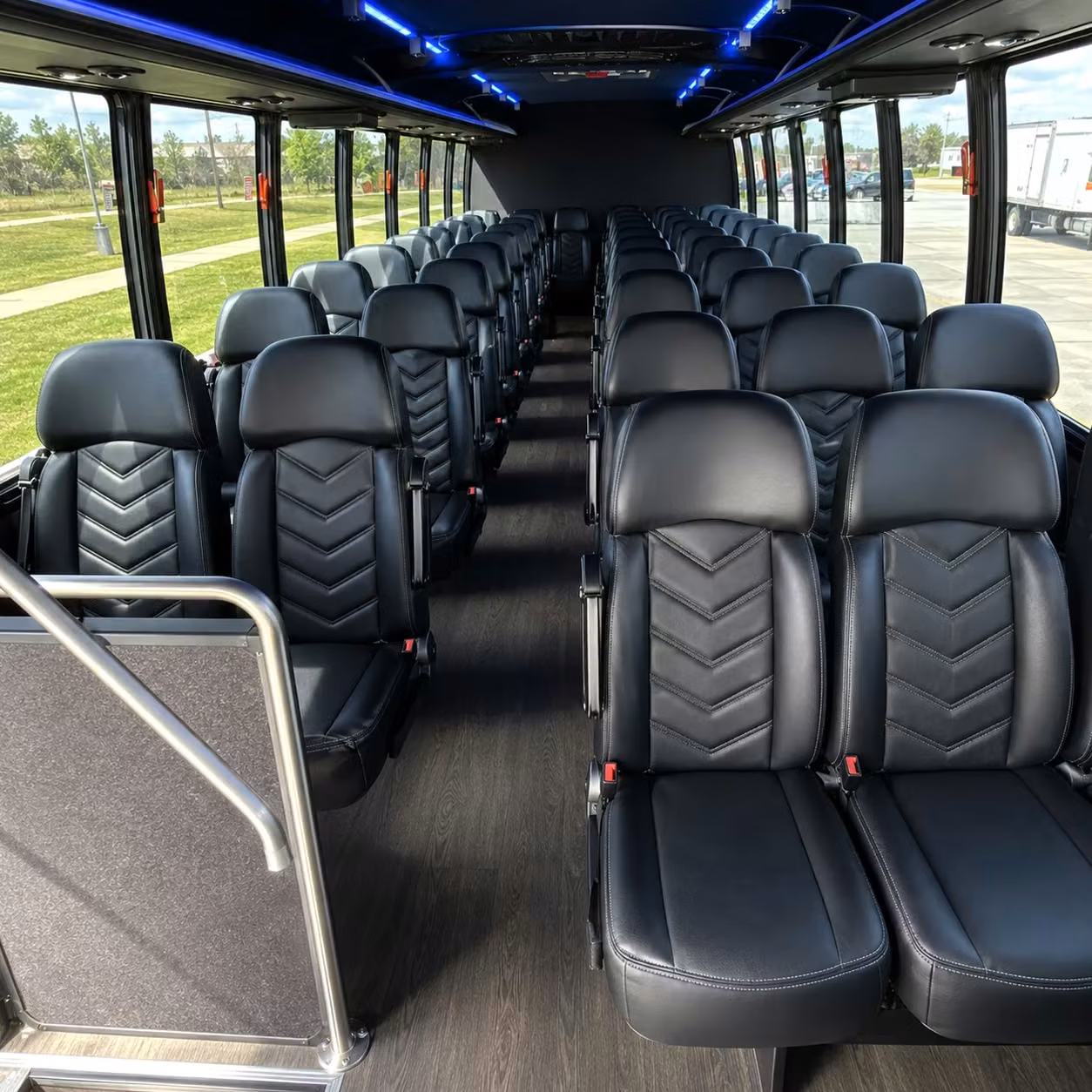 minibus rentals for loveland stem and science field trips